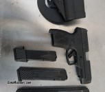 Taurus G3XL 9mm Carry Package – 3 Magazines (Ext/High-Cap) + Paddle Holster