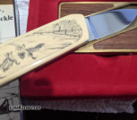 Gerber belt buckle knife with box 