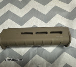 Magpul Forend , M-LOK,  Mossberg590/590A1..FDE color